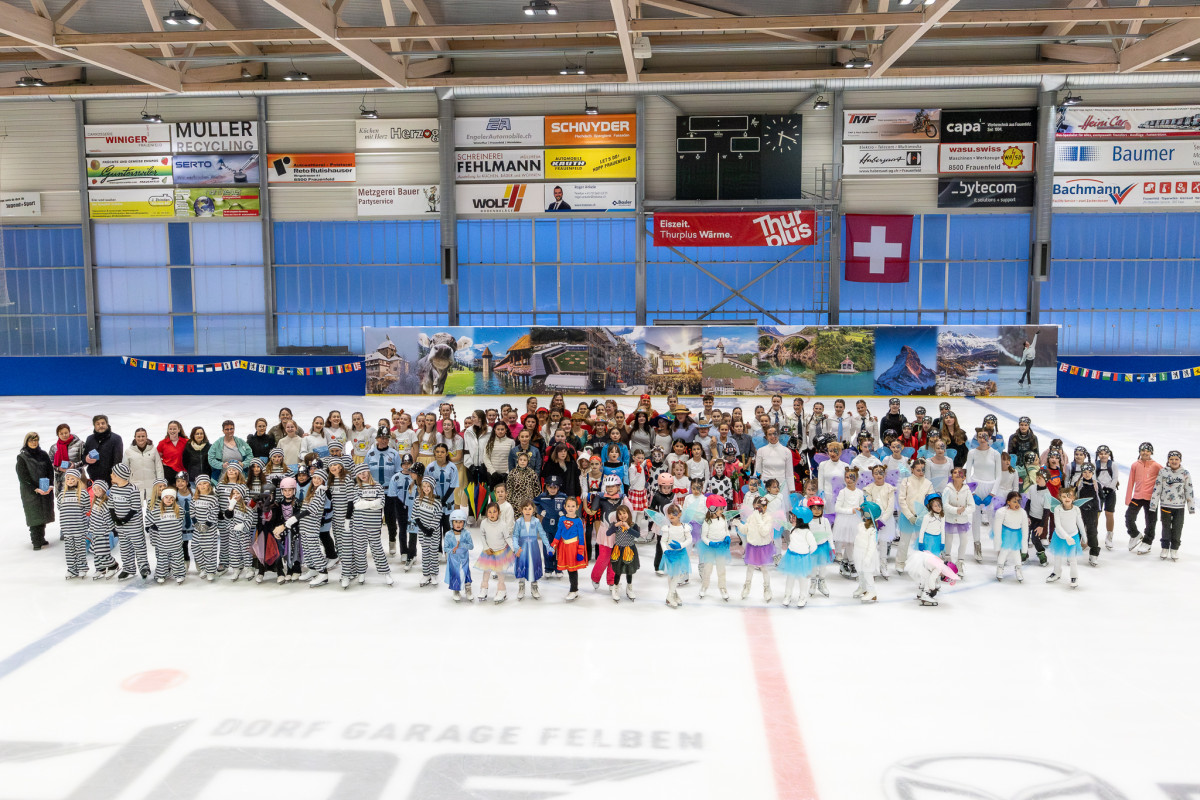 Schaulaufen «Swiss IcePoly»: buntes Spiel auf dem Eis